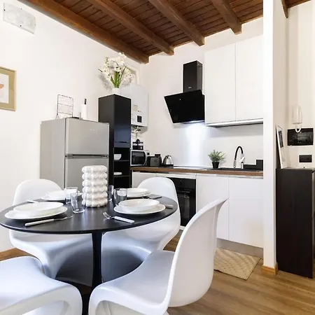 Apartment Tower Downtown Borghi *