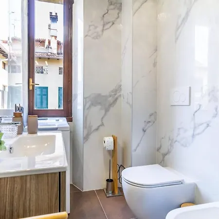 Tower Downtown Borghi Апартаменты