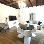 Apartman Tower Downtown Borghi Como